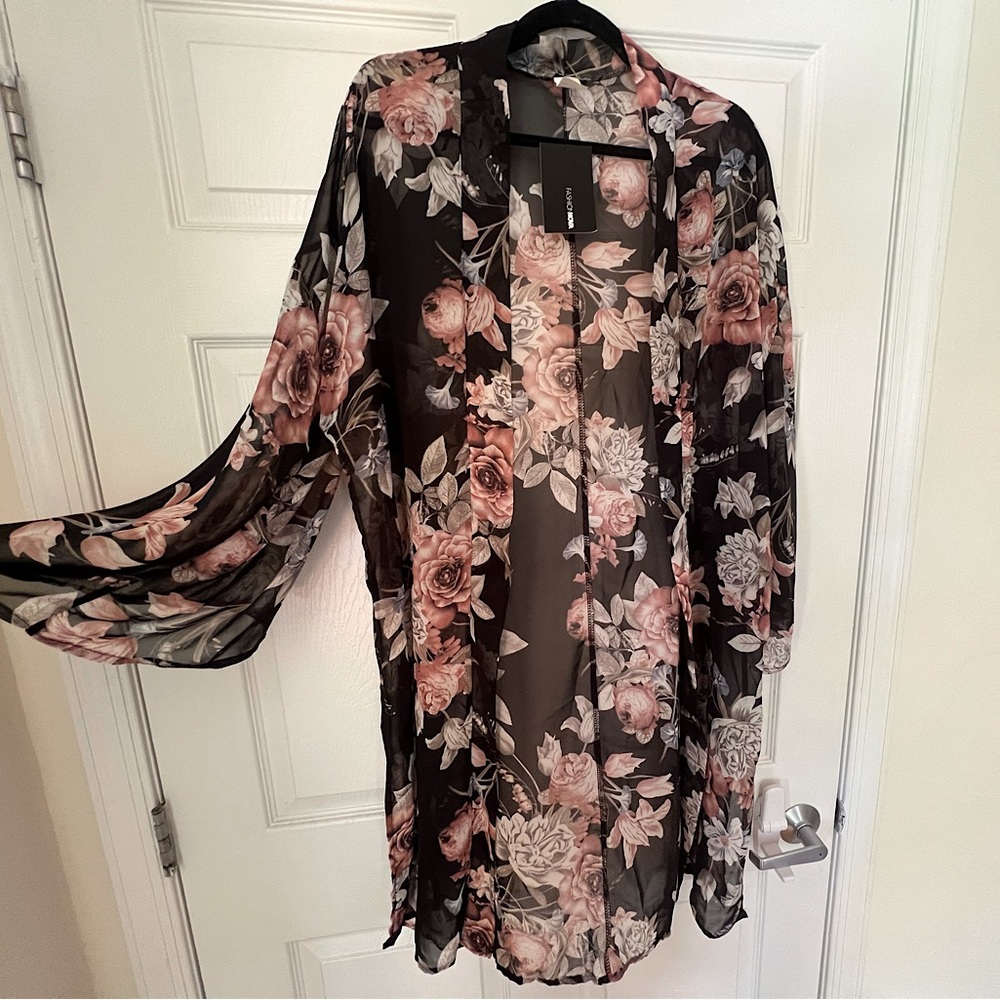 BRAND NEW Fashion Nova Adeline Kimono